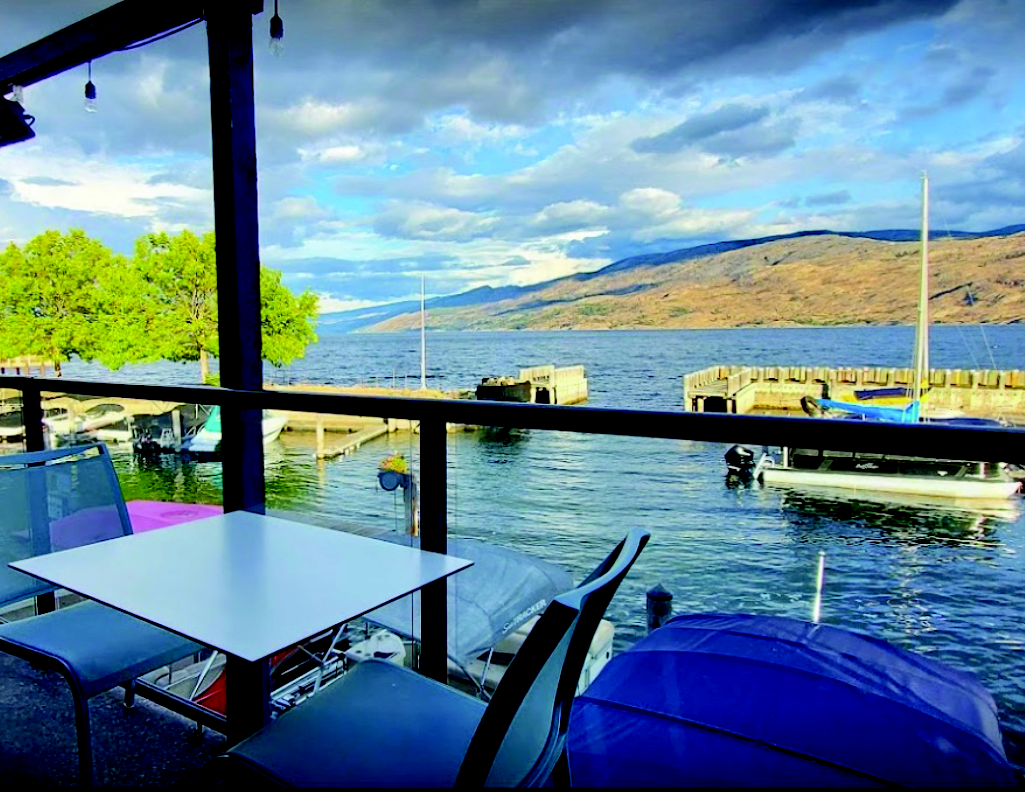 奧墾娜根葡萄酒與生態自然 探索之旅 桃源鎮Blind Angler Grill餐廳